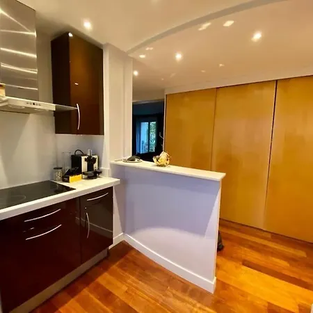 Appartement Moderne Neuilly Sur Seine Au Calme Neuilly-sur-Seine